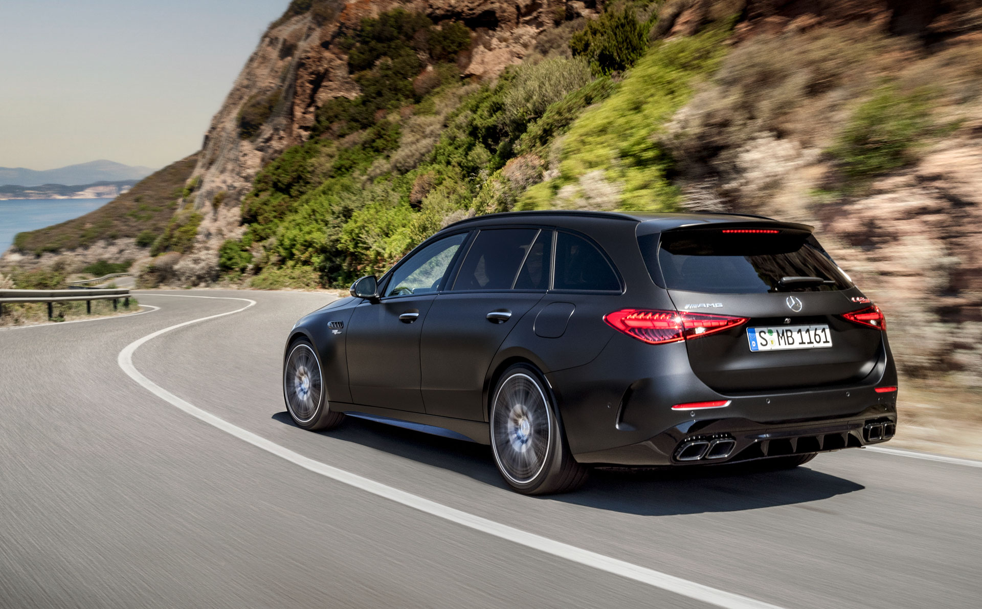 Mercedes-AMG C63 S traseira perua